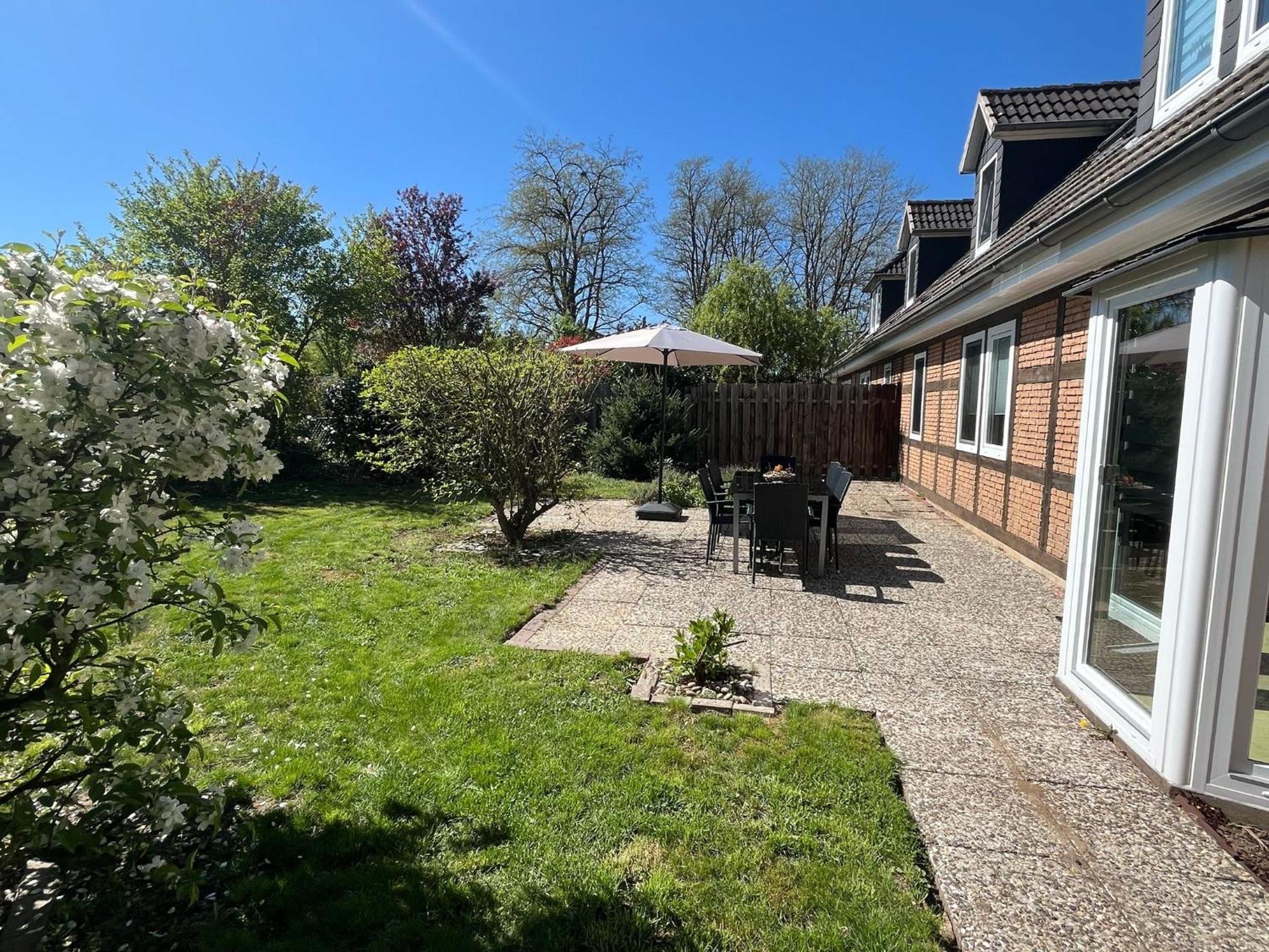 Ferienwohnung Sonnenschein Garten 울첸 외부 사진